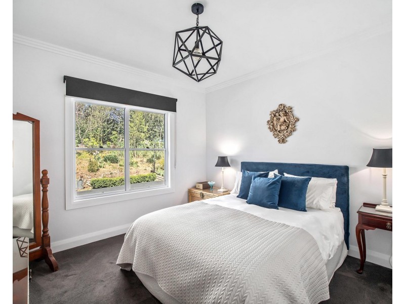 1 Larkin Close, Bundanoon NSW 2578