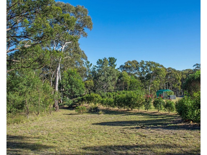 10 Acacia Avenue, Tallong NSW 2579