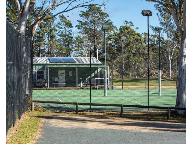 10 Acacia Avenue, Tallong NSW 2579