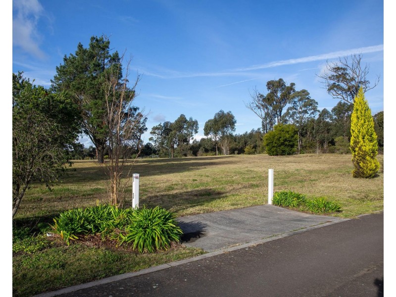 35 Pine Tree Road, Wingello NSW 2579