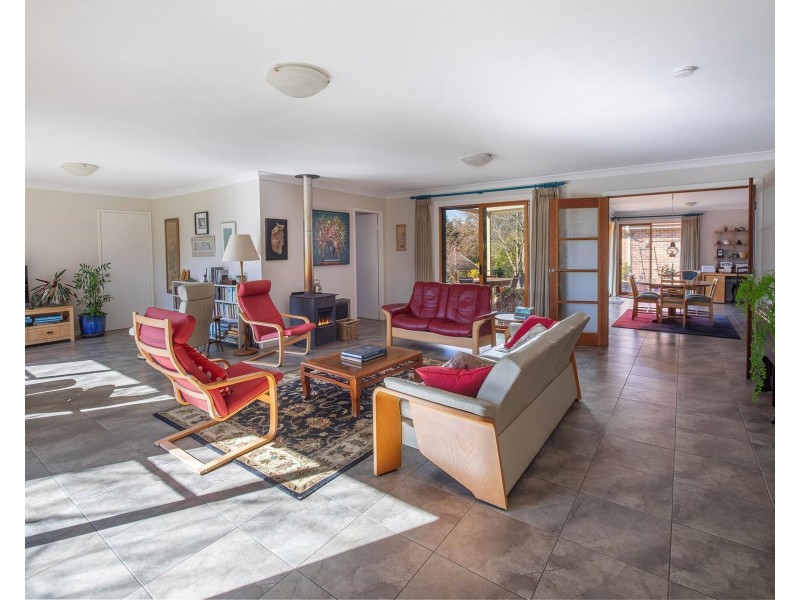 23 Garland Road, Bundanoon NSW 2578