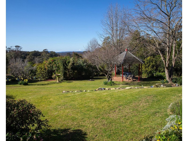 23 Garland Road, Bundanoon NSW 2578