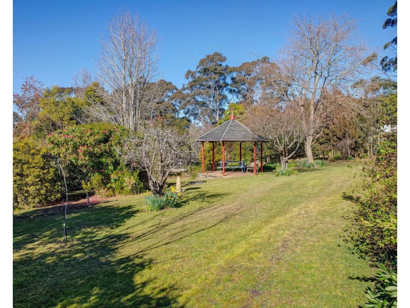 23 Garland Road, Bundanoon NSW 2578