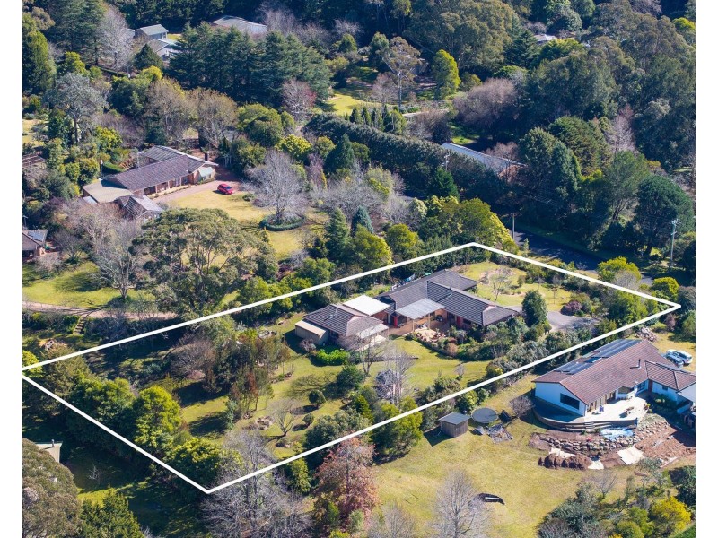 23 Garland Road, Bundanoon NSW 2578