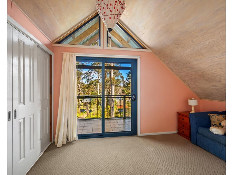 9 Birriga Avenue, Bundanoon NSW 2578