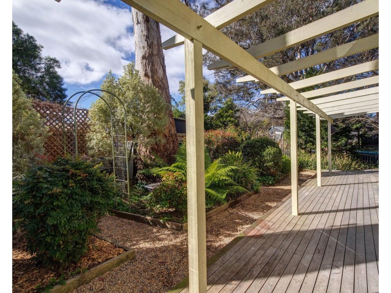 9 Birriga Avenue, Bundanoon NSW 2578