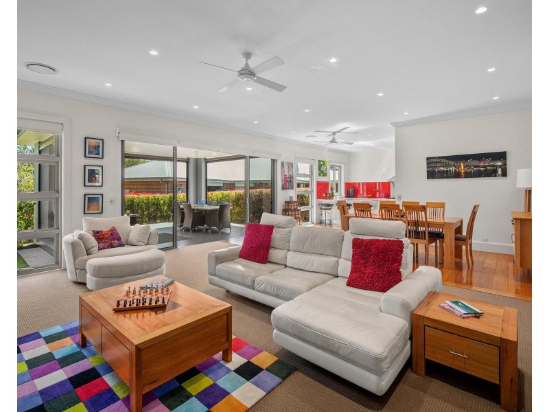 15 Skye Place, Bundanoon NSW 2578