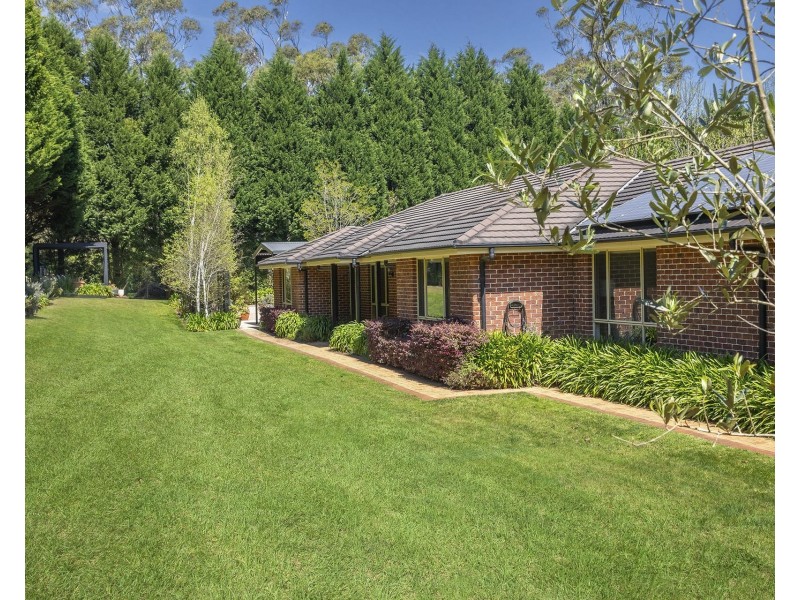 64 Blue Gum Road, Bundanoon NSW 2578