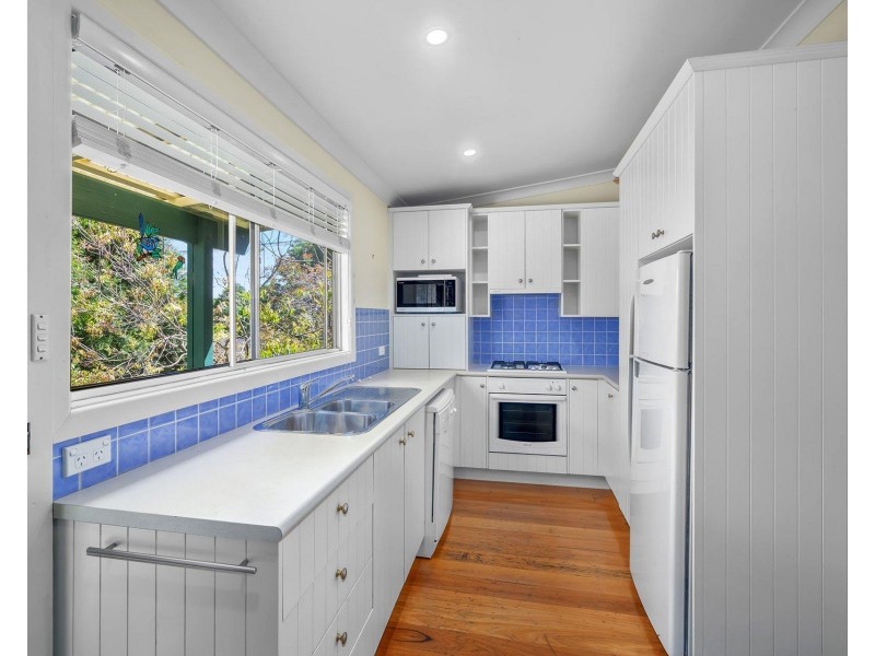 12 Barnett Avenue, Bundanoon NSW 2578