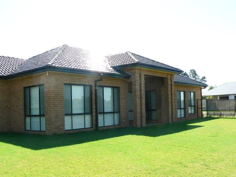 13 Carnoustie  Dr, Dubbo NSW 2830
