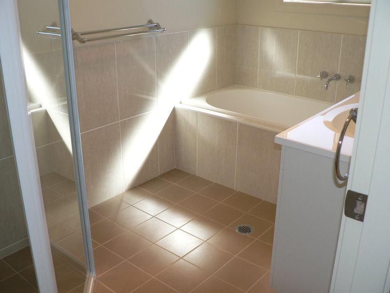 18 Ritz  Pl, Dubbo NSW 2830