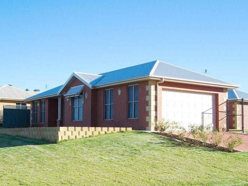 10 Merion  Way, Dubbo NSW 2830