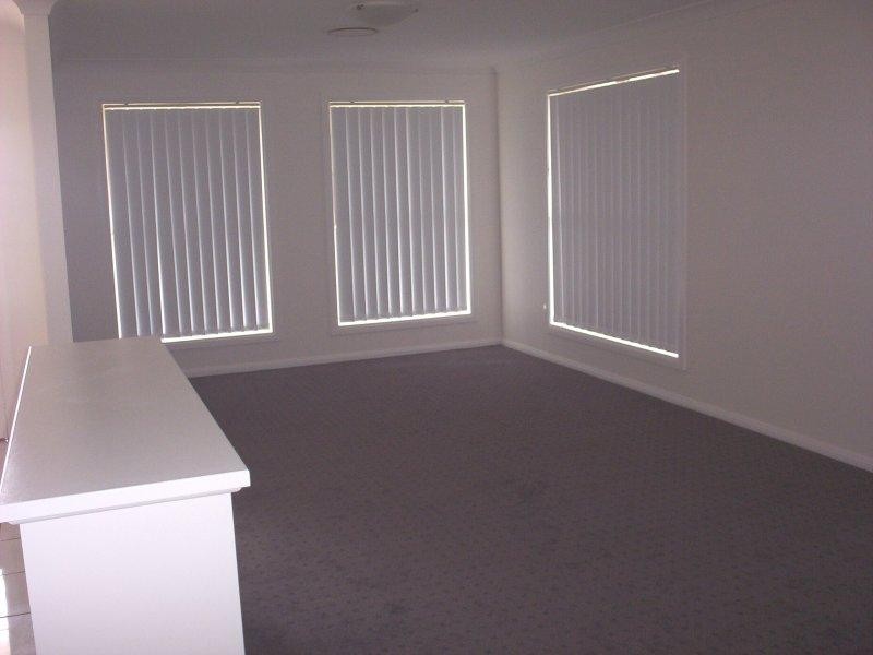 10 Merion  Way, Dubbo NSW 2830