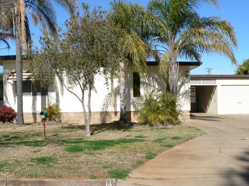 14 Stuart  St, Dubbo NSW 2830