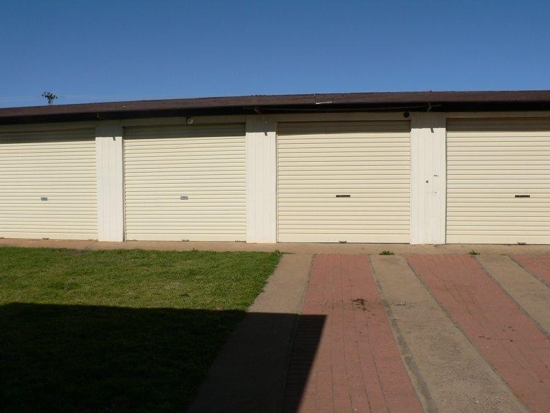 14 Stuart  St, Dubbo NSW 2830