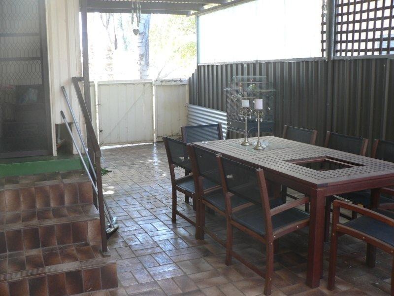 14 Stuart  St, Dubbo NSW 2830