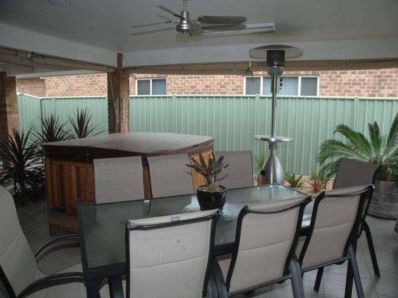 8 Peel  Pl, Dubbo NSW 2830