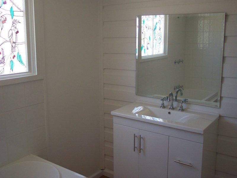 16 River  St, Mendooran NSW 2842