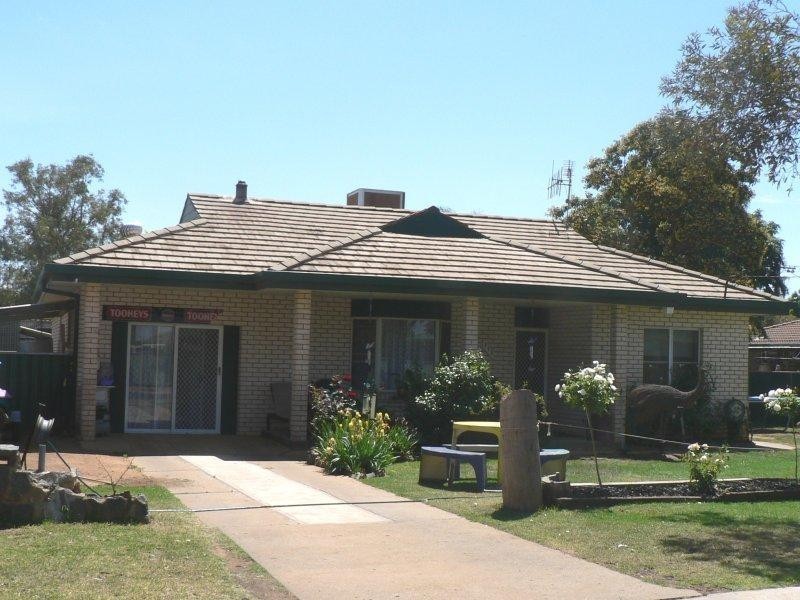 113 Pegale  Pl, Narromine NSW 2821