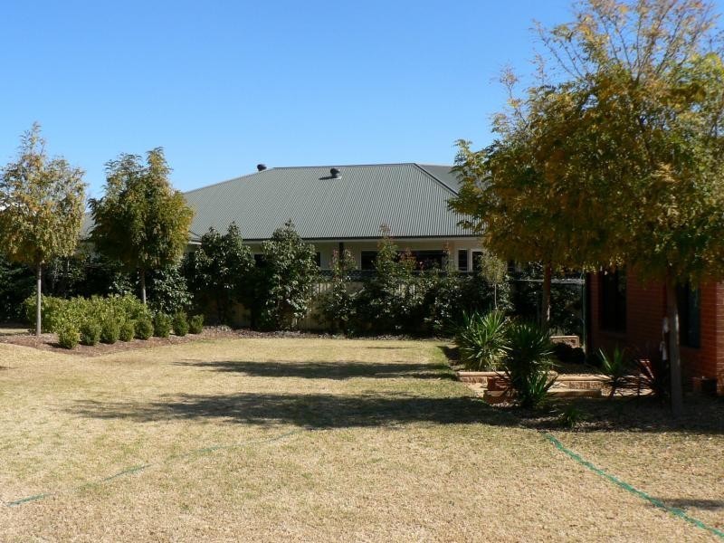 3 Englewood Ave, Dubbo NSW 2830