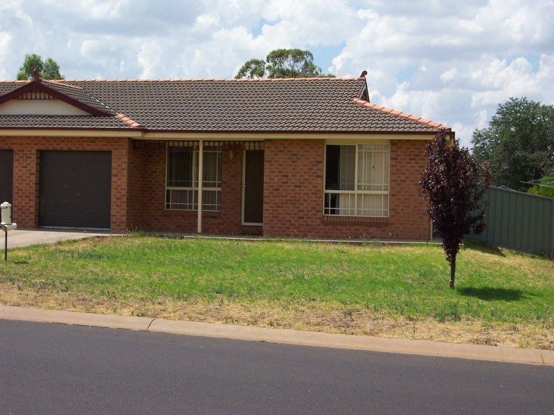 9 Kingfisher  St, Dubbo NSW 2830