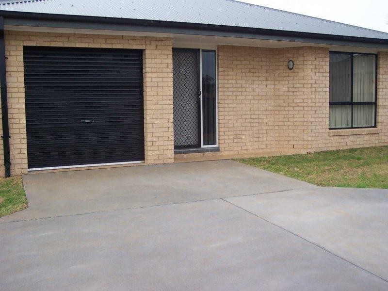 3/28 Cunningham  Dr, Dubbo NSW 2830
