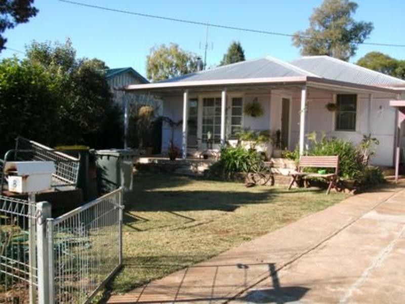 8 Leavers  St, Dubbo NSW 2830