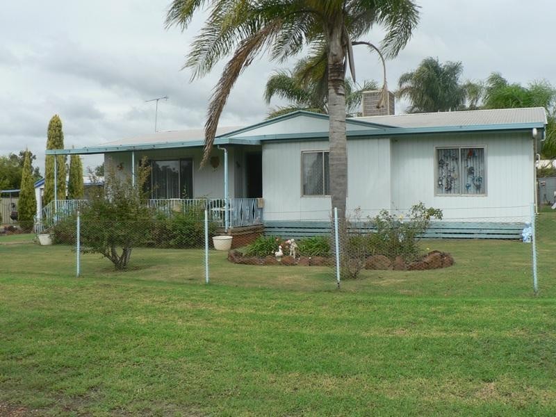 5-7 Dubbo St, Brocklehurst NSW 2830