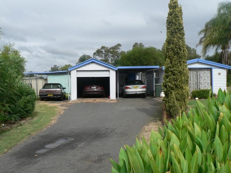 5-7 Dubbo St, Brocklehurst NSW 2830