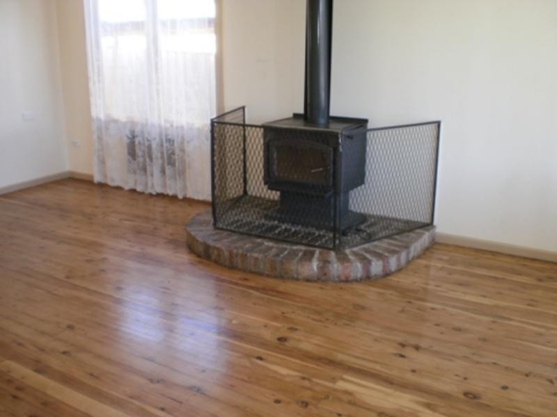 22 Armstrong Cres, Dubbo NSW 2830