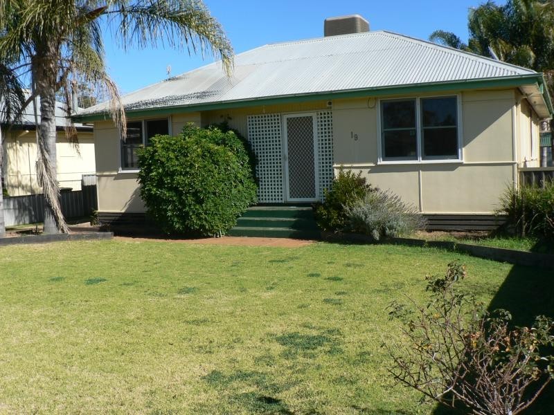 19 Leavers  St, Dubbo NSW 2830