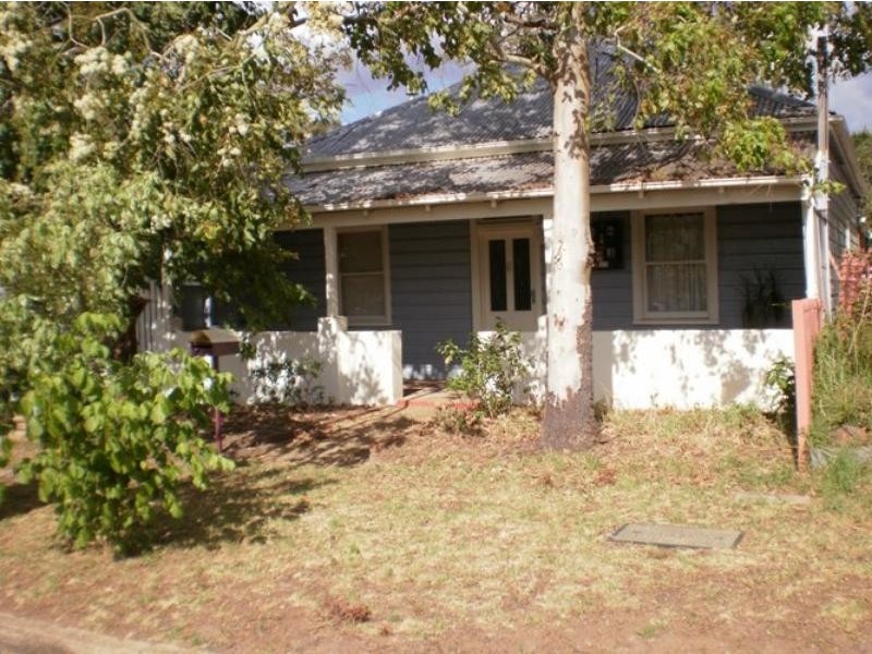 6 Mary St, Dubbo NSW 2830