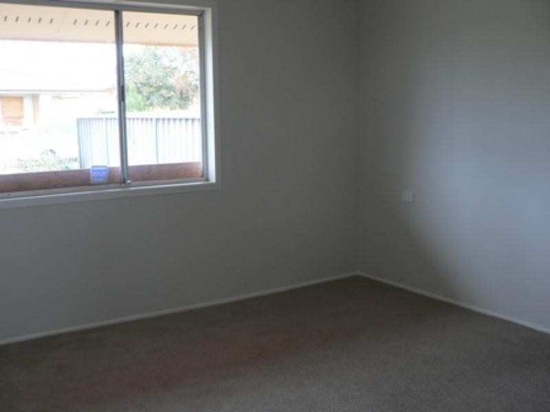 9 Salter Dr, Dubbo NSW 2830