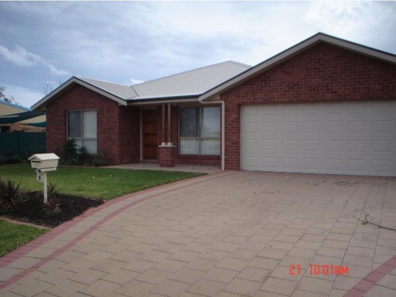 1 Keswick Pkwy, Dubbo NSW 2830