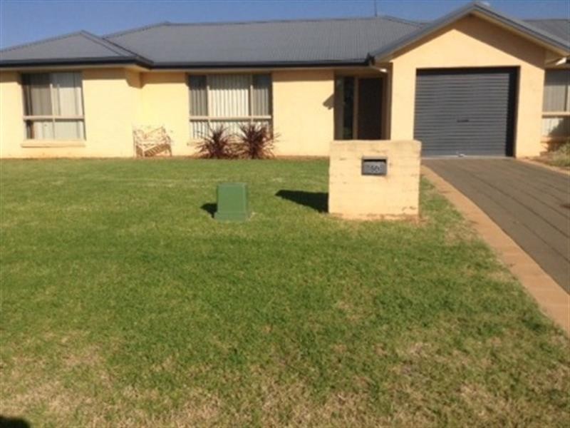 5B Cardiff Arms Ave, Dubbo NSW 2830