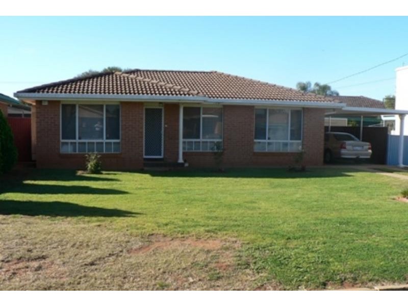 22 Villiers  Ave, Dubbo NSW 2830