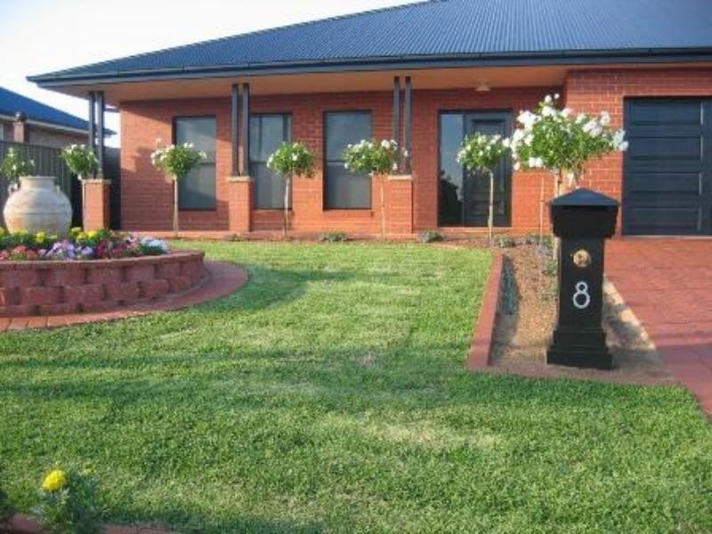 8 Lachlan Way, Dubbo NSW 2830