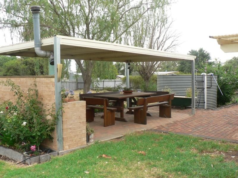 8 Dubbo St, Brocklehurst NSW 2830