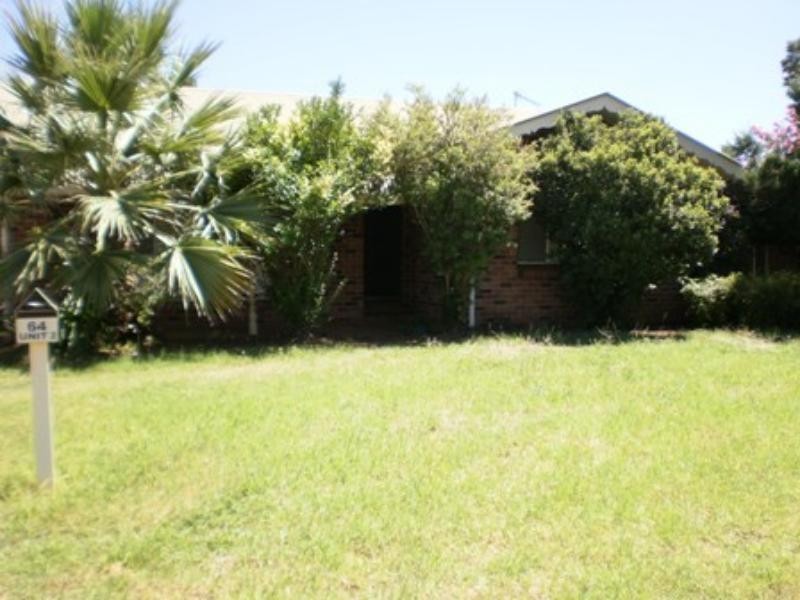 2/64 Birch  Ave, Dubbo NSW 2830