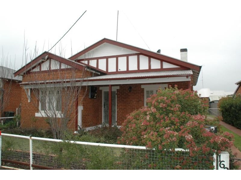162 Darling St, Dubbo NSW 2830