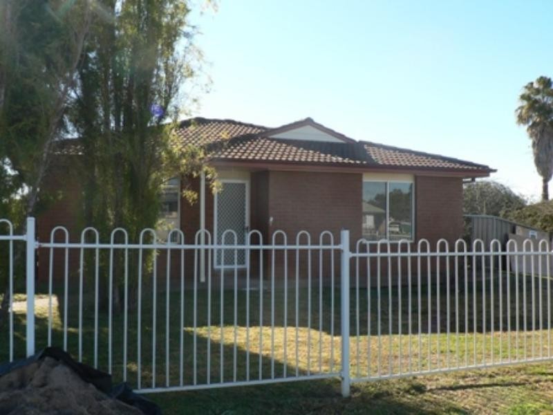 59 Spears Dr, Dubbo NSW 2830