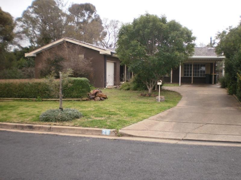 28 Sapphire St, Dubbo NSW 2830