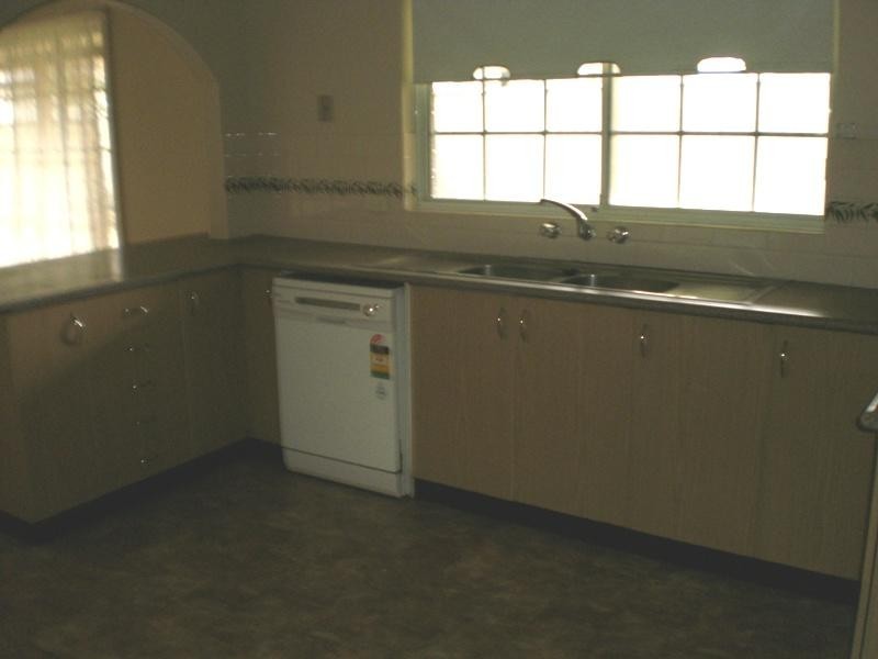 28 Sapphire St, Dubbo NSW 2830