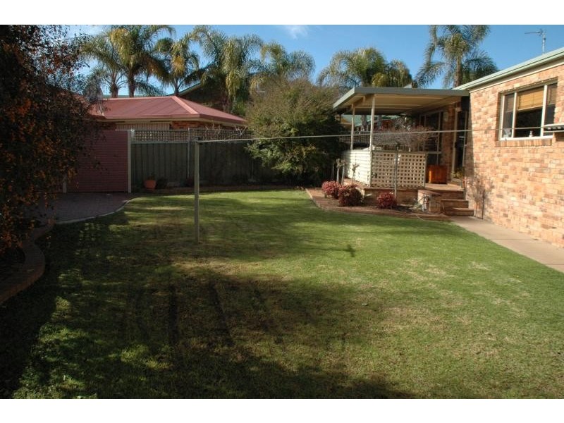 10 Erica Cl, Dubbo NSW 2830