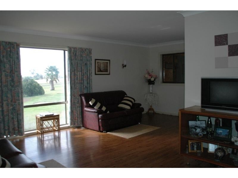19L Bulwarra Dr, Dubbo NSW 2830