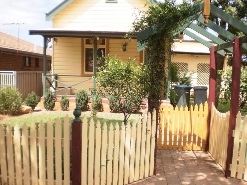21 Roper St, Dubbo NSW 2830