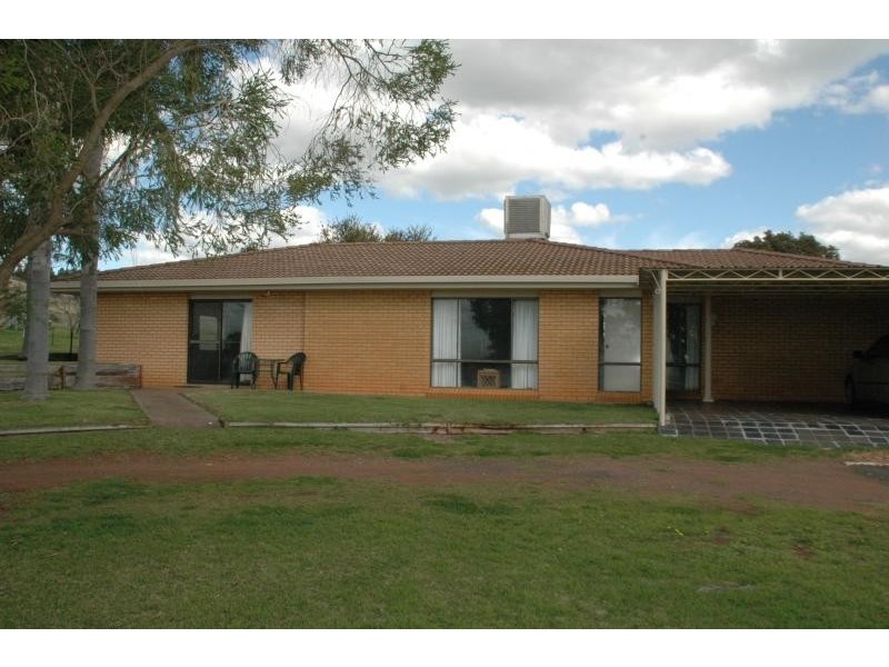 19L Bulwarra Dr, Dubbo NSW 2830