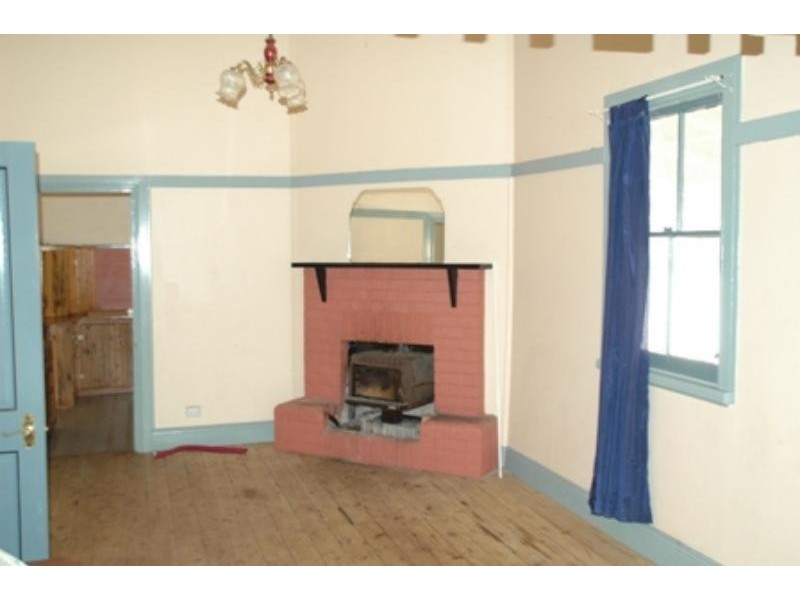 8 Milda  St, Gilgandra NSW 2827