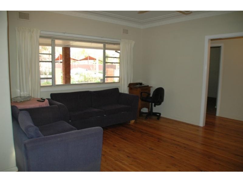 323 Fitzroy  St, Dubbo NSW 2830