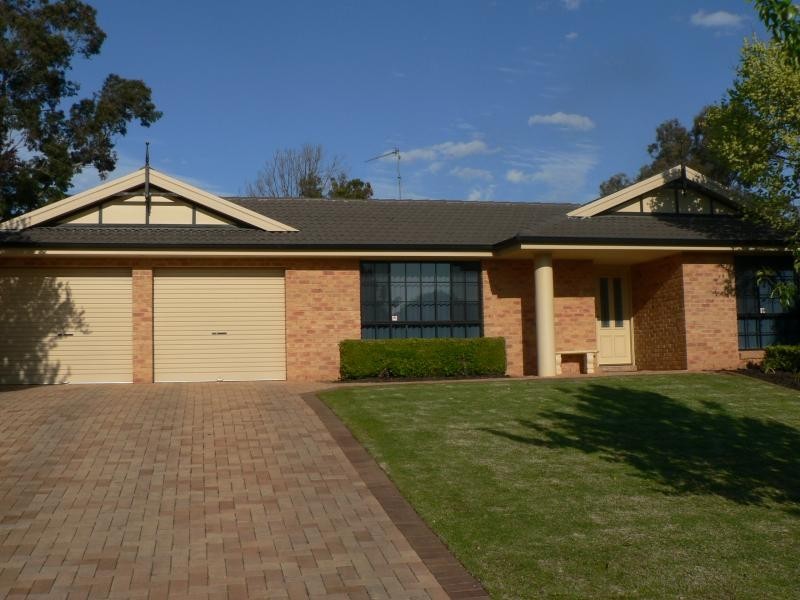 16 Pinehurst Ave, Dubbo NSW 2830